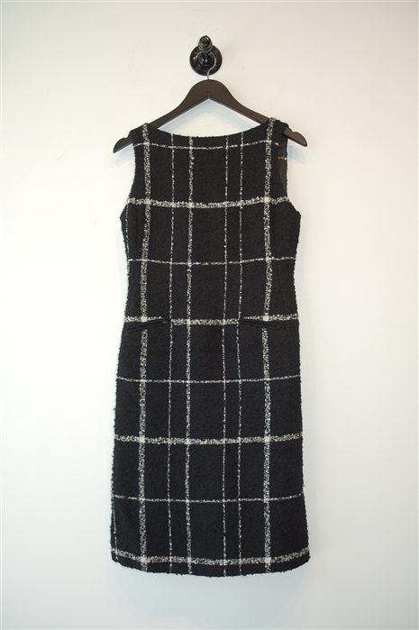 Black & White Moschino - Cheap & Chic Sheath Dress, size 6