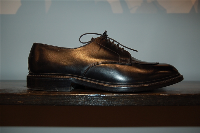 Black Leather Allen Edmonds Derby, size 8