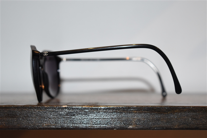 Shiny Black Chanel Sunglasses, size O/S