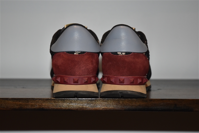 Black Valentino Sneaker, size 7