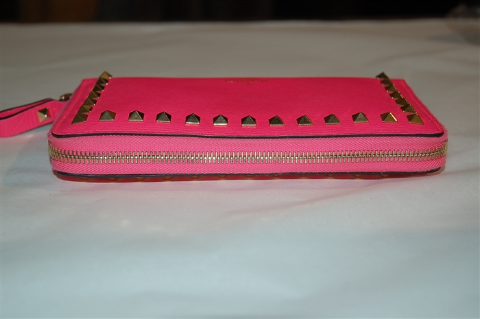 Hot Pink Valentino Wallet, size O/S