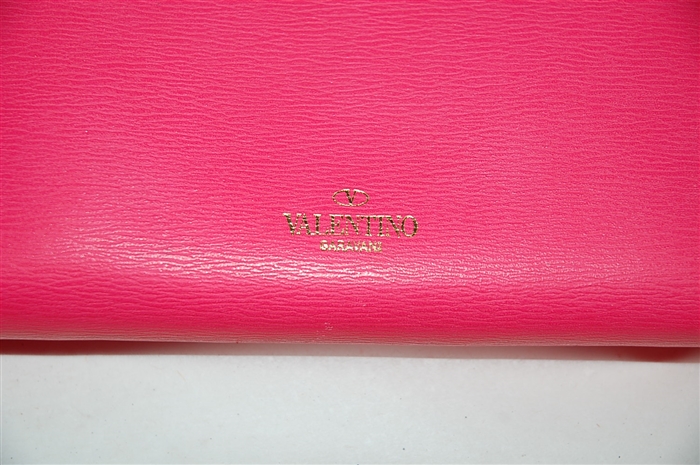 Hot Pink Valentino Wallet, size O/S