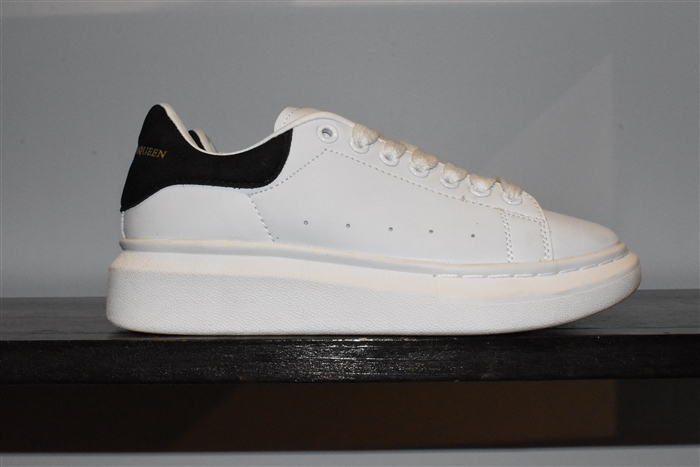 White Leather Alexander McQueen Sneaker, size 6