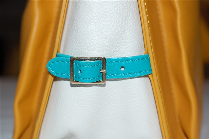 Golden Tan Christian Louboutin Shoulder Bag, size L