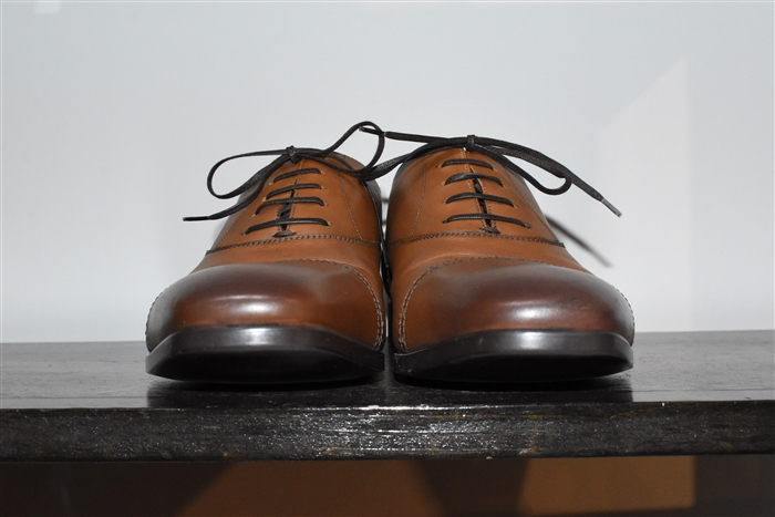 Burnished Brown Salvatore Ferragamo Oxford, size 9