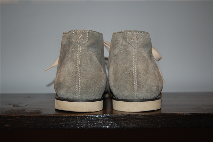 Soft Gray John Varvatos Chukkas, size 8