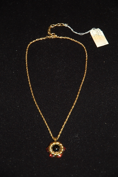 Gold Nina Ricci Necklace, size O/S