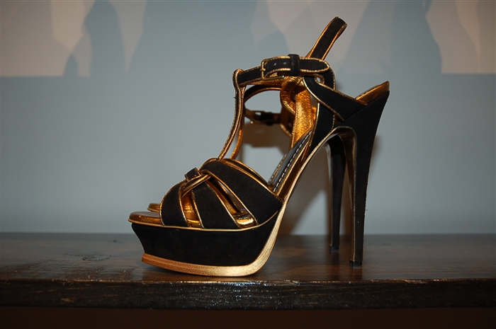 Black & Gold Saint Laurent Sandal, size 7