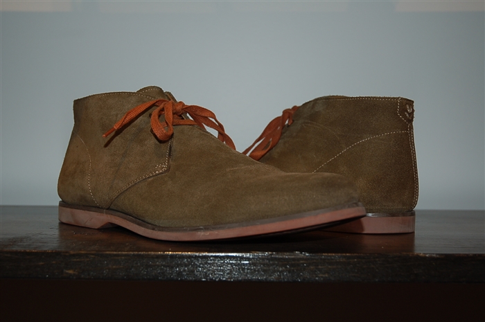 Russet John Varvatos Chukkas, size 8