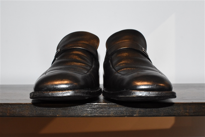 Black Leather Gucci Loafer, size 9
