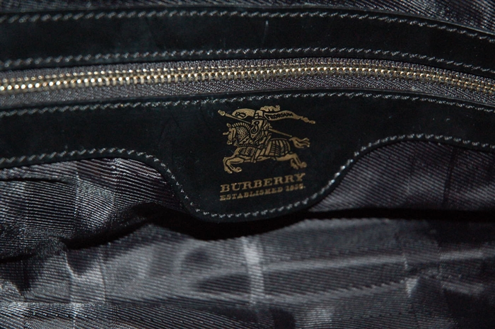 Basic Black Burberry Carry-All, size L