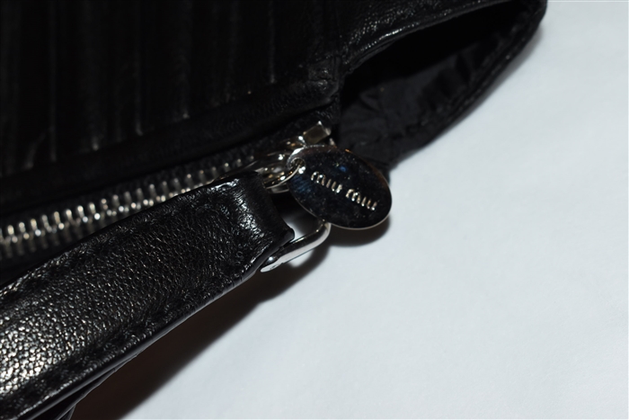 Black Leather Miu Miu Clutch, size S