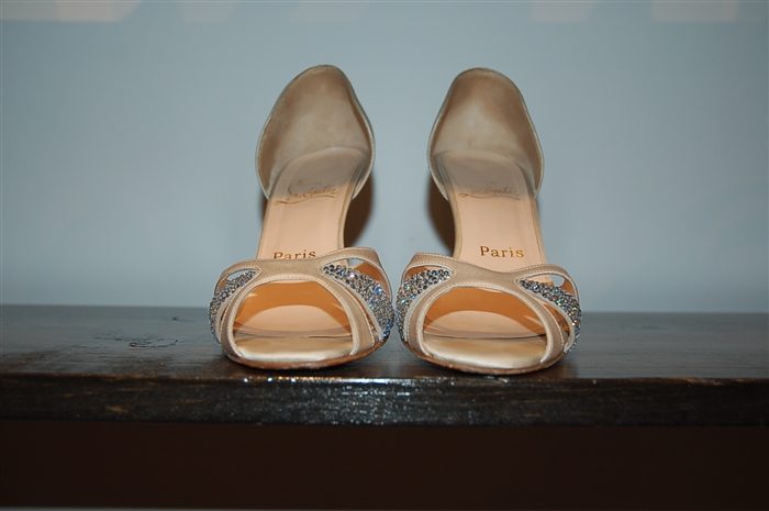 Ivory Christian Louboutin Sandal, size 8.5