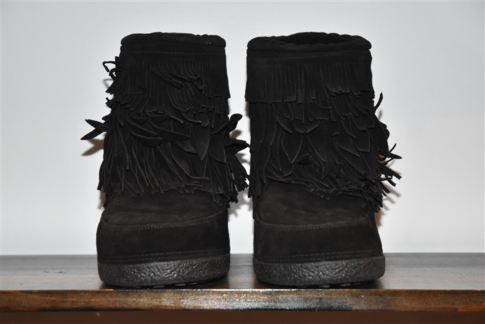 Black Suede Aquazzura Moon Boots, size 7