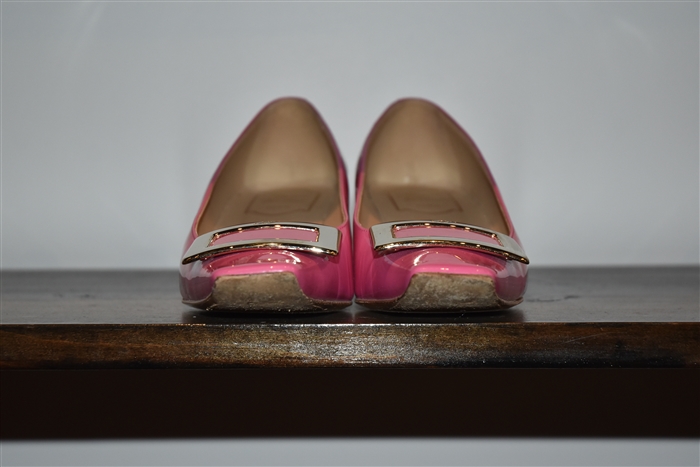 Candy Pink Roger Vivier Kitten Heels, size 7