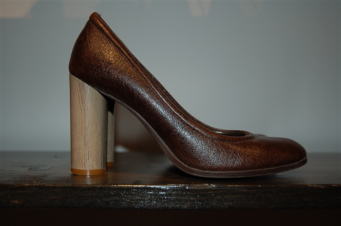 Dark Chocolate Stella McCartney Pumps, size 6.5