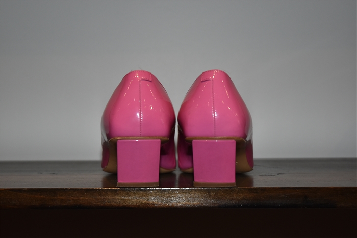 Candy Pink Roger Vivier Kitten Heels, size 7.5