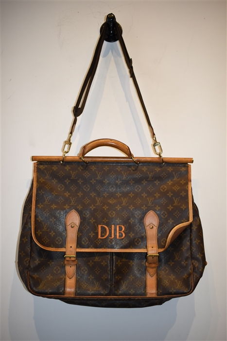 Monogram Louis Vuitton Luggage, size L