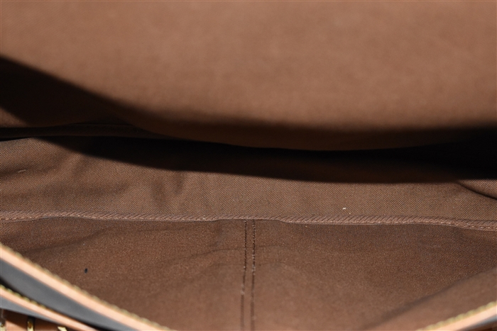 Monogram Louis Vuitton Luggage, size L