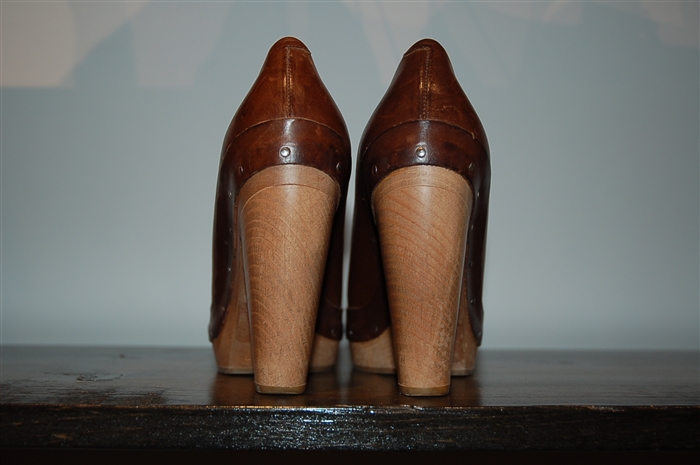 Dark Leather Marni Pumps, size 7