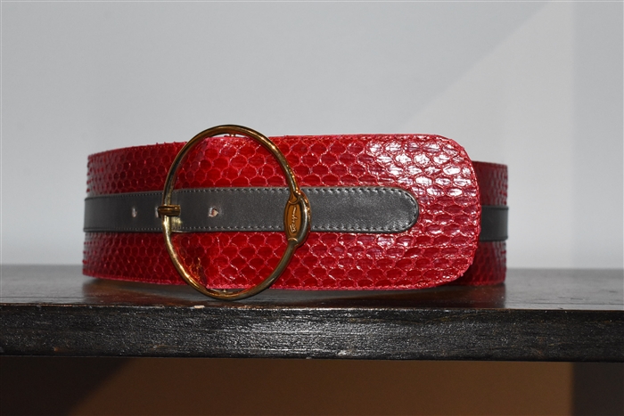 Scarlet Salvatore Ferragamo - Vintage Belt, size XS