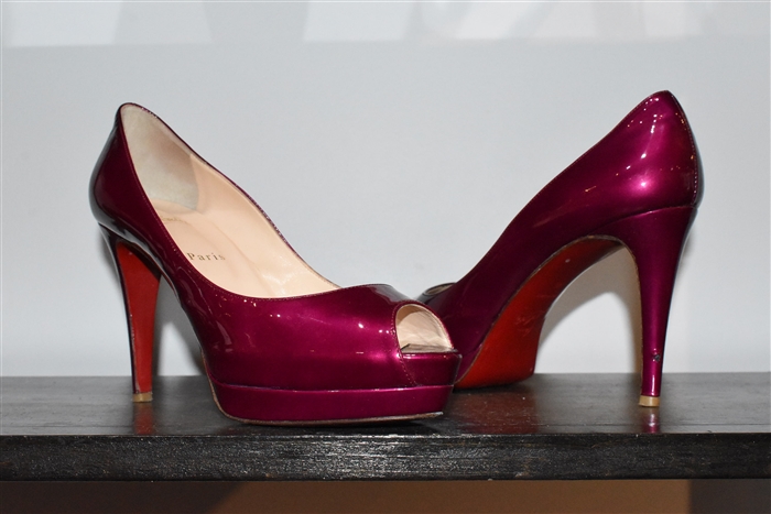 Boysenberry Christian Louboutin Pumps, size 8
