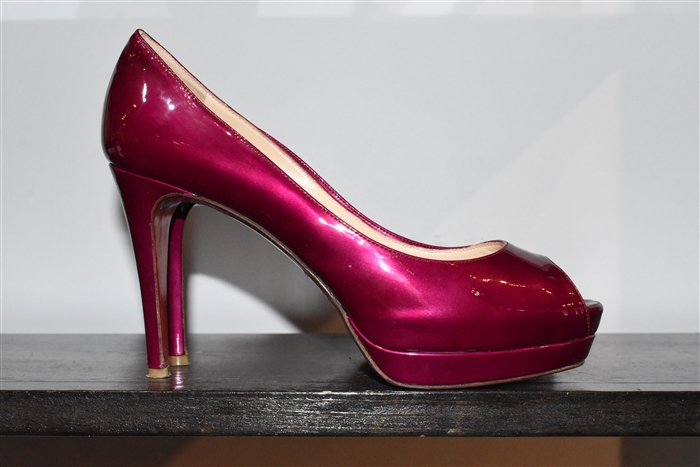 Boysenberry Christian Louboutin Pumps, size 8