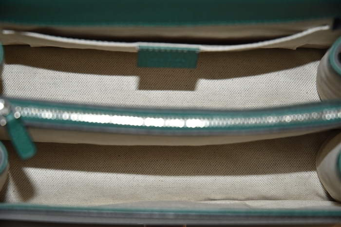Emerald Gucci Handbag, size M