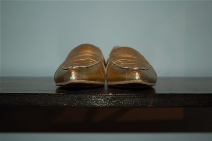 Gold Stuart Weitzman Loafer, size 6