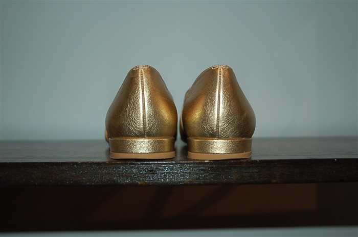 Gold Stuart Weitzman Loafer, size 6