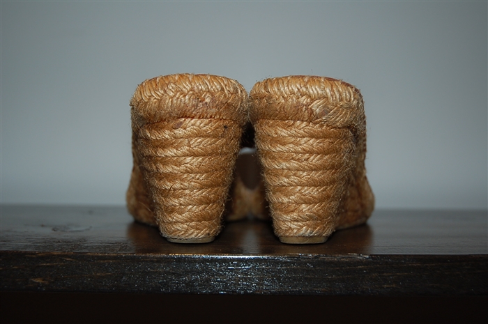 Straw Burberry Wedge, size 7.5