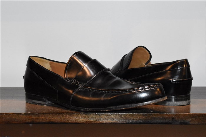 Black Leather Gucci Loafer, size 8.5