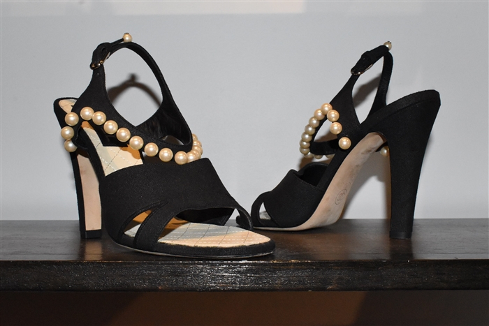 Black Leather Chanel Sandal, size 7.5