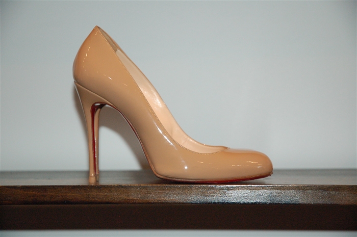 Beige Christian Louboutin Pumps, size 7.5