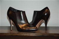 Black Leather Gianvito Rossi Booties, size 8