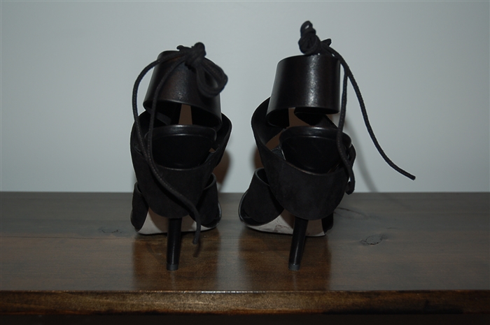 Black Leather Alexander Wang Sandal, size 8.5