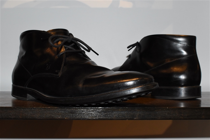Black Leather Tod's Desert Boot, size 10.5