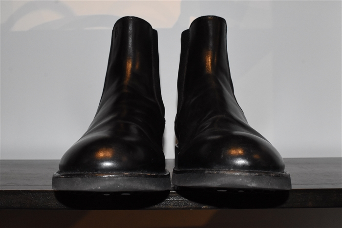 Black Leather Tod's Chelsea Boots, size 10