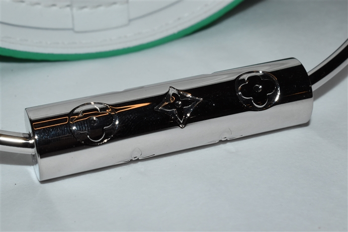 Green & White Louis Vuitton Bucket Bag, size S