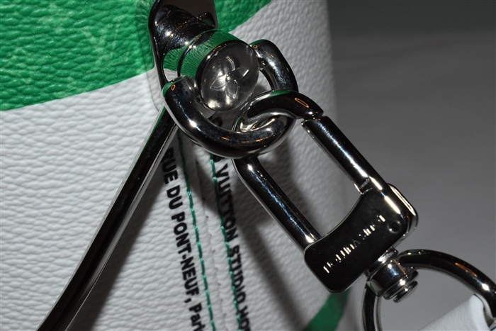 Green & White Louis Vuitton Bucket Bag, size S