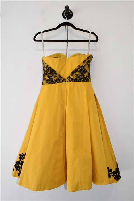 Golden Yellow Oscar de la Renta Short Gown, size 6