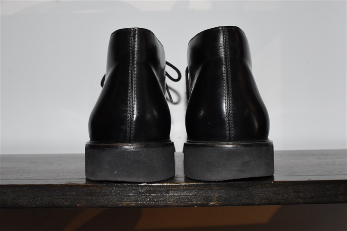 Black Leather Tod's Desert Boot, size 9.5