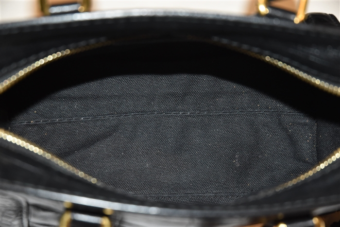 Black Leather Alexander McQueen Cross-Body, size S