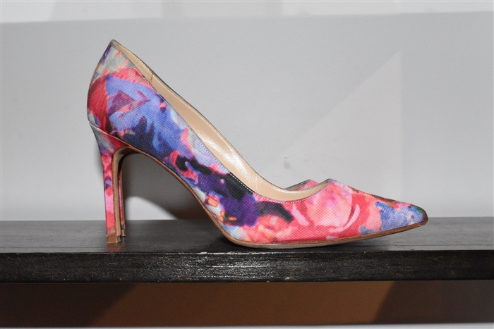 Abstract Print Manolo Blahnik Pumps, size 7