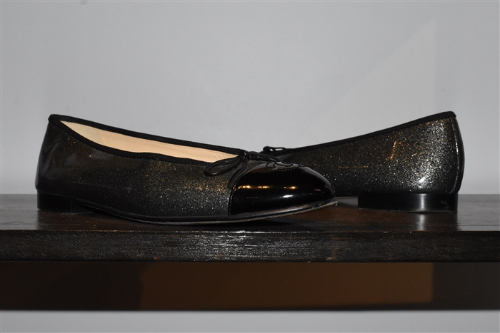 Metallic Silver Chanel Ballet Flats, size 9
