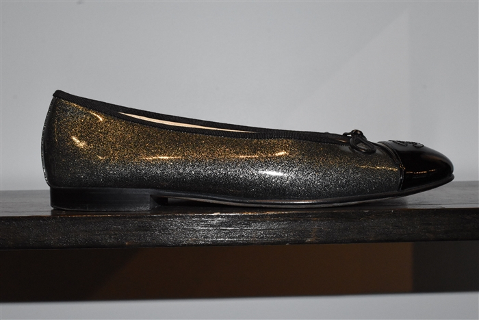 Metallic Silver Chanel Ballet Flats, size 9