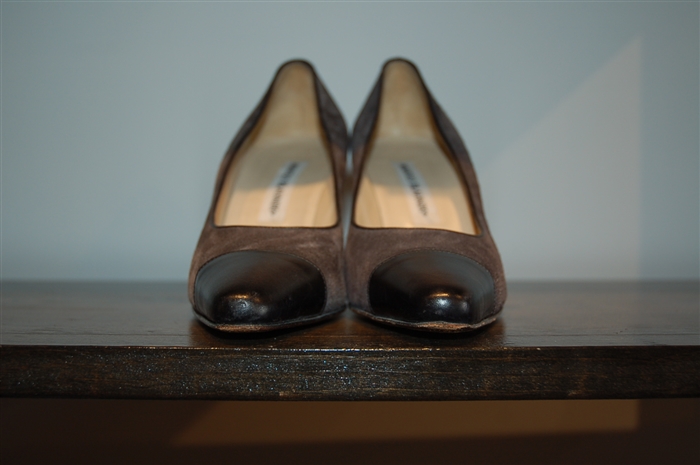 Gray & Black Manolo Blahnik Pumps, size 7