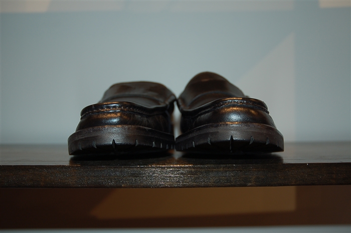 Black Leather Gucci Loafer, size 9