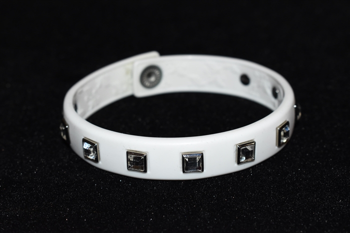 Soft White Swarovski Bracelet, size O/S