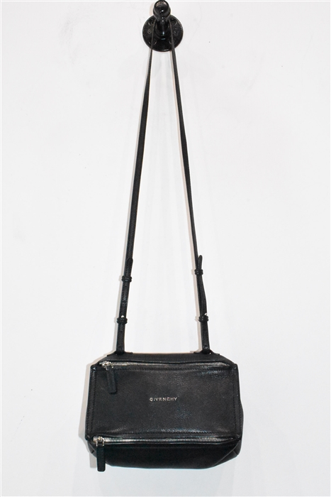 Black Leather Givenchy Shoulder Bag, size S